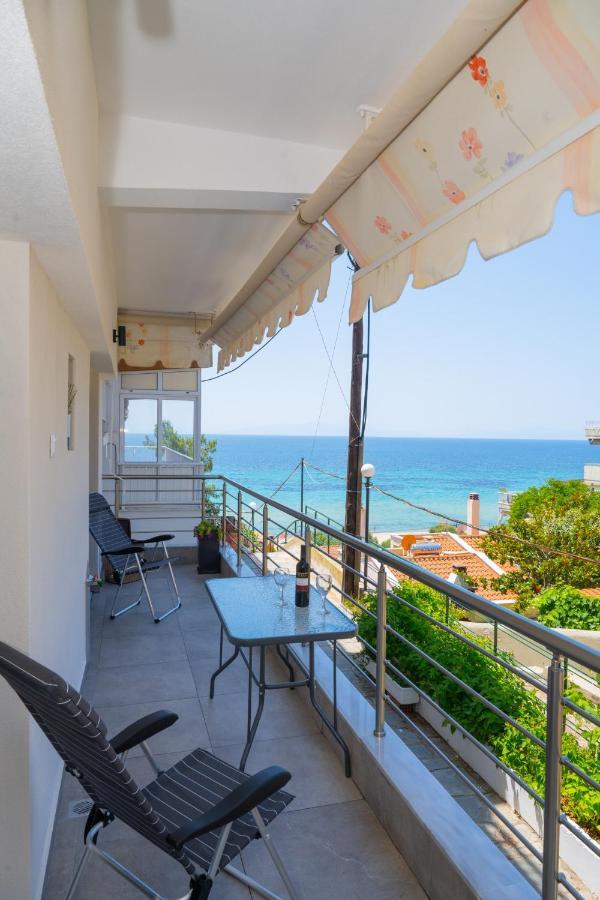 Zoe Seaview Apartment By Rentalspro - Nea Moudania Halkidiki Exterior foto
